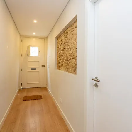 Apartamento 2br Terrasse Townhouse Style With Ac | By Airnest Lisboa