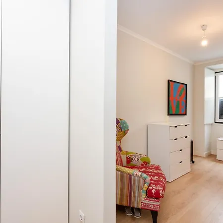 2br Terrasse Townhouse Style With Ac | By Airnest ליסבון