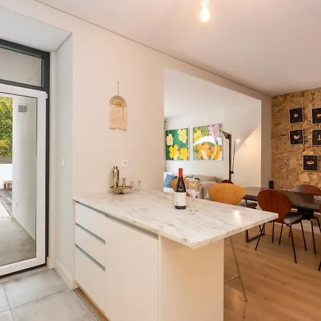 2br Terrasse Townhouse Style With Ac | By Airnest * ליסבון